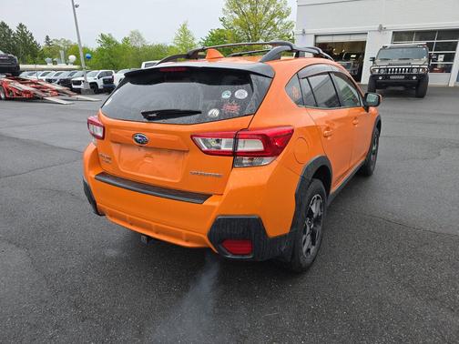 Sunshine Orange 2019 Subaru Crosstrek 2.0i Premium
