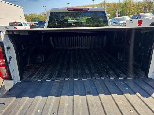 Summit White 2021 GMC Sierra 1500 SLE