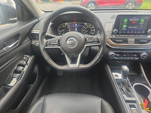 2022 Nissan Altima 2.5 SL