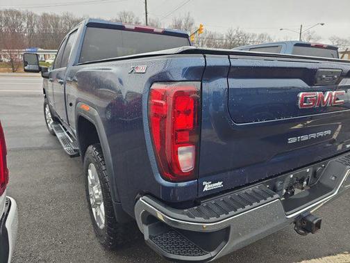 2022 GMC Sierra 2500 SLE