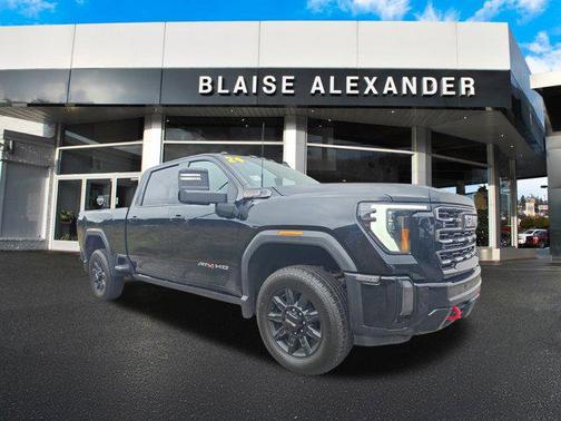 2024 GMC Sierra 2500 AT4