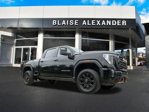 2024 GMC Sierra 2500 AT4
