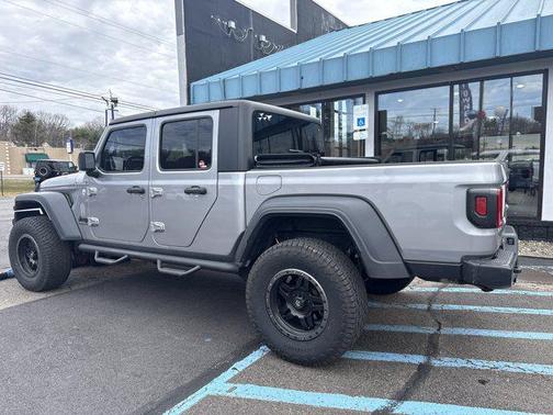 Billet Silver Metallic Clearcoat 2020 Jeep Gladiator Sport S