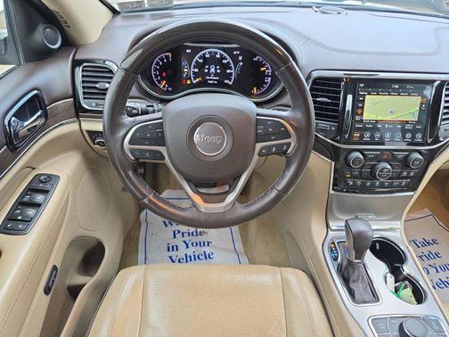 2020 Jeep Grand Cherokee Overland