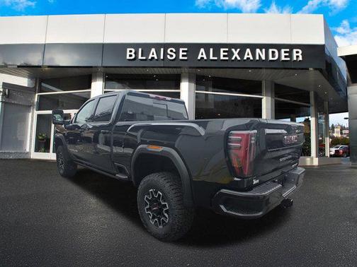 2026 GMC Sierra 2500 AT4