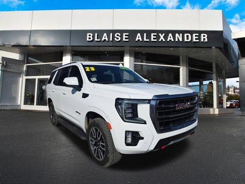 2023 GMC Yukon 4WD AT4