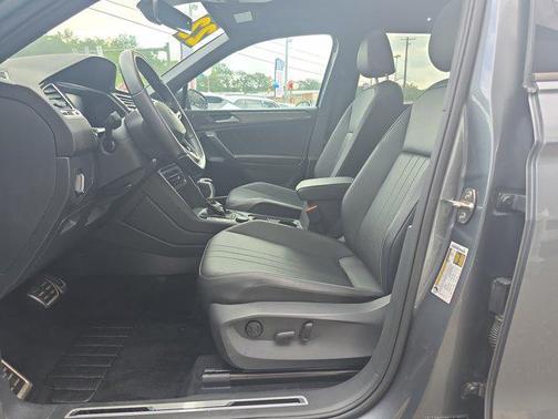 2022 Volkswagen Tiguan 2.0T SE R-Line Black 4MOTION