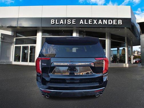 2023 GMC Yukon XL Denali Ultimate