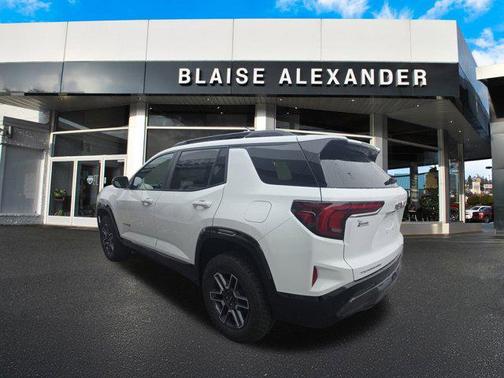 2026 GMC Terrain AWD AT4