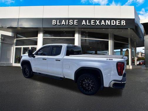 2023 GMC Sierra 1500 Pro