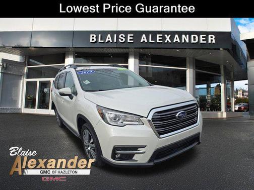 Crystal White Pearl 2019 Subaru Ascent Limited 8-Passenger