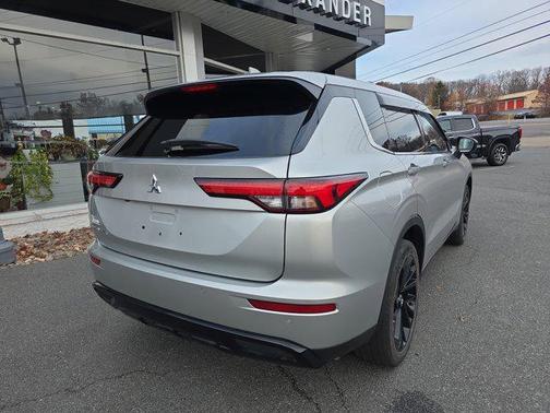 2022 Mitsubishi Outlander SE 2.5 2WD