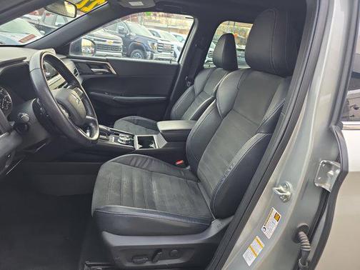 2022 Mitsubishi Outlander SE 2.5 2WD