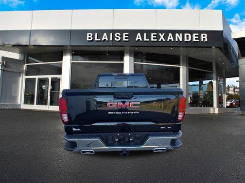 2025 GMC Sierra 1500 SLE