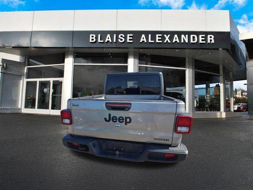 Billet Silver Metallic Clearcoat 2020 Jeep Gladiator Sport S