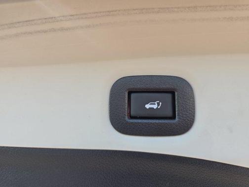 Monarch Orange Metallic 2020 Nissan Rogue SV