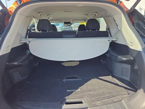 Monarch Orange Metallic 2020 Nissan Rogue SV