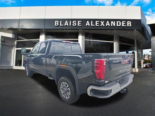 2025 GMC Sierra 2500 SLT