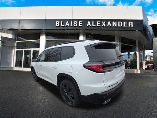 2026 GMC Acadia Elevation AWD