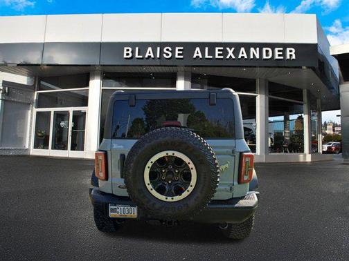 Cactus Gray 2023 Ford Bronco Badlands