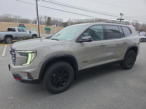 2026 GMC Acadia AT4 AWD