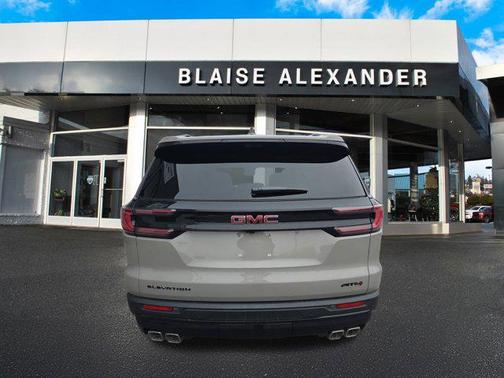 2026 GMC Acadia AT4 AWD