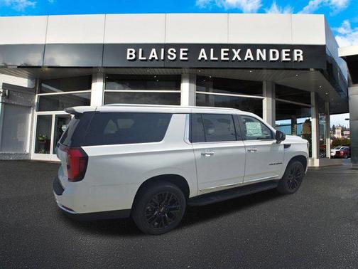 2025 GMC Yukon XL 4WD Elevation