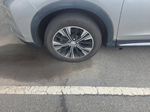 Alloy Silver Metallic 2018 Mitsubishi Eclipse Cross SE