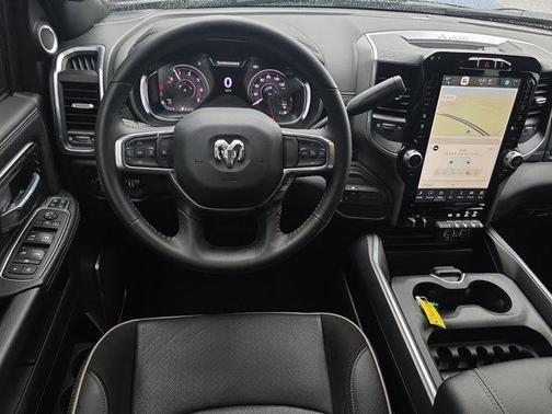 2024 RAM 2500 Laramie Crew Cab 4x4 6'4' Box