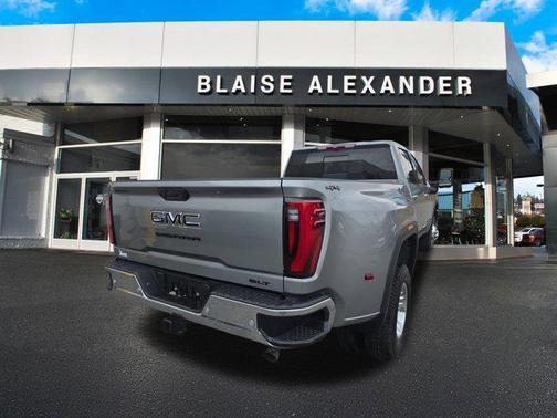 2026 GMC Sierra 3500 SLT