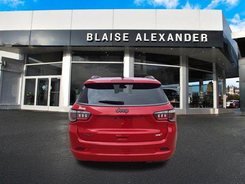 2022 Jeep Compass (RED) Edition 4x4