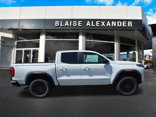 Summit White 2026 GMC Canyon Elevation
