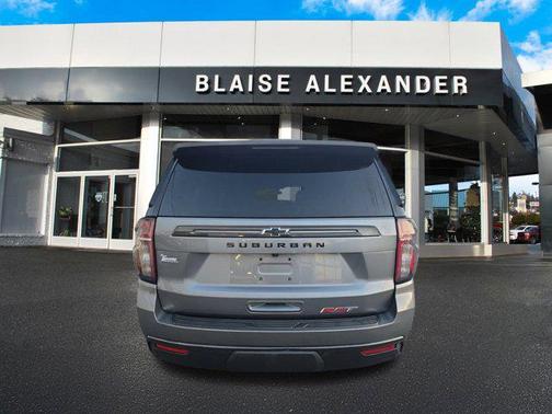 2021 Chevrolet Suburban RST