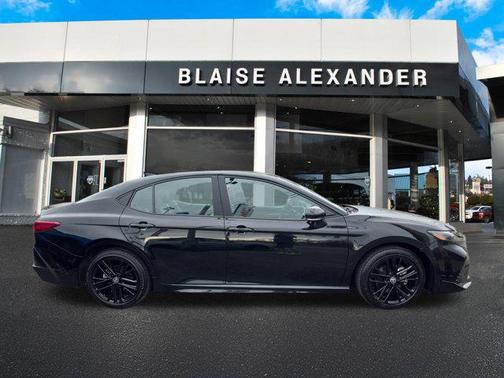 Midnight Black Metallic 2025 Toyota Camry SE