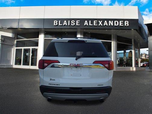 2017 GMC Acadia SLT-1