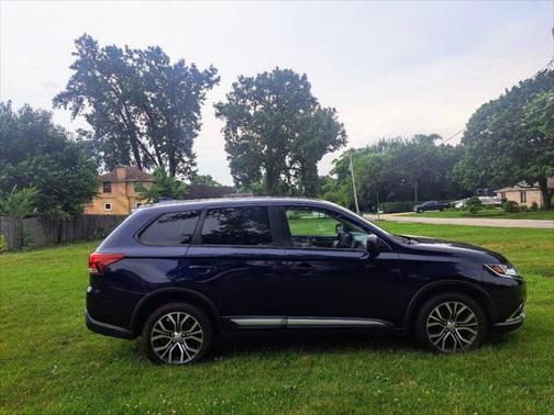 2018 Mitsubishi Outlander ES