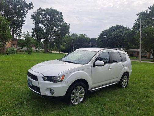 2012 Mitsubishi Outlander SE