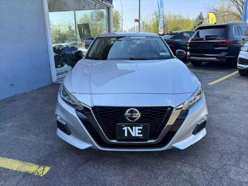 2020 Nissan Altima SR FWD