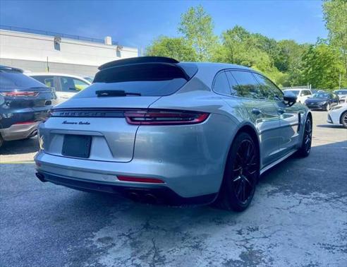 2018 Porsche Panamera Sport Turismo Turbo