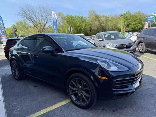 2023 Porsche Cayenne Platinum Edition