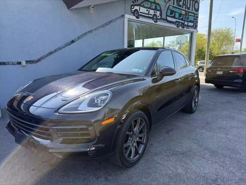 2023 Porsche Cayenne Platinum Edition
