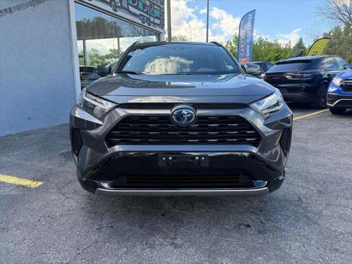 2023 Toyota RAV4 Hybrid SE
