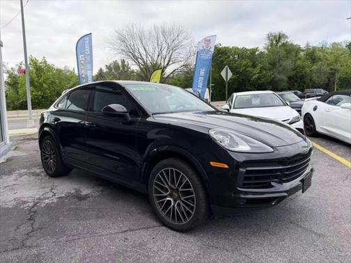 2022 Porsche Cayenne S