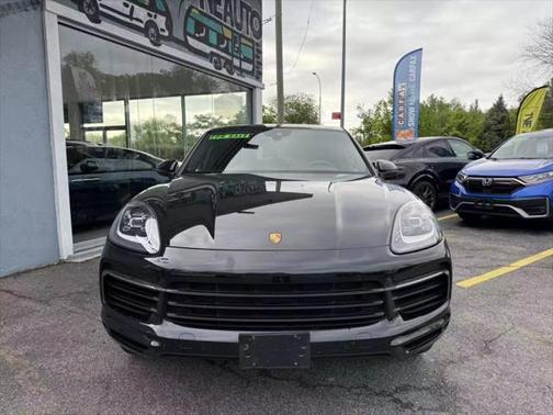2022 Porsche Cayenne S