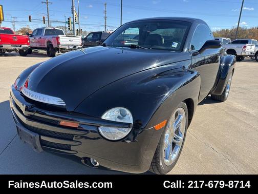 2005 Chevrolet SSR Base