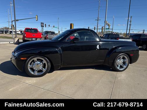 2005 Chevrolet SSR Base