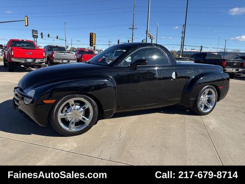2005 Chevrolet SSR Base