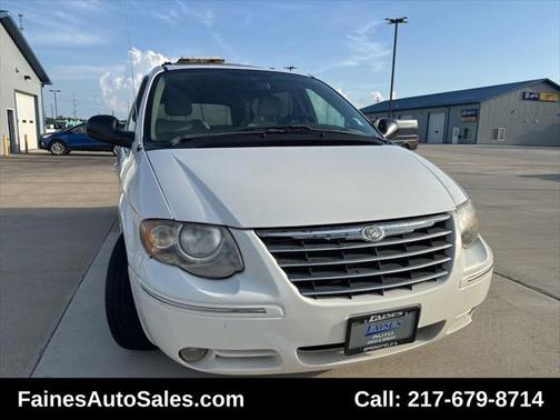 2006 Chrysler Town & Country Limited