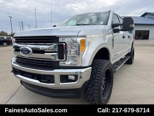Ingot Silver 2017 Ford F-250 XLT