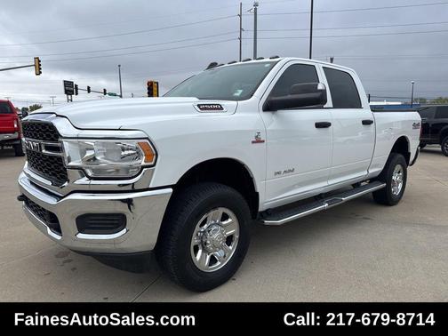 2019 RAM 2500 Tradesman Crew Cab 4x4 6'4' Box